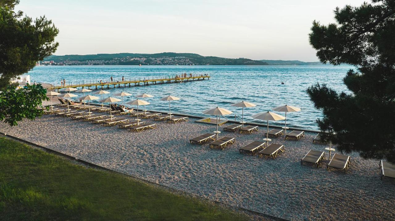 Adria Apartments - Hotel & Resort Adria アンカラン エクステリア 写真