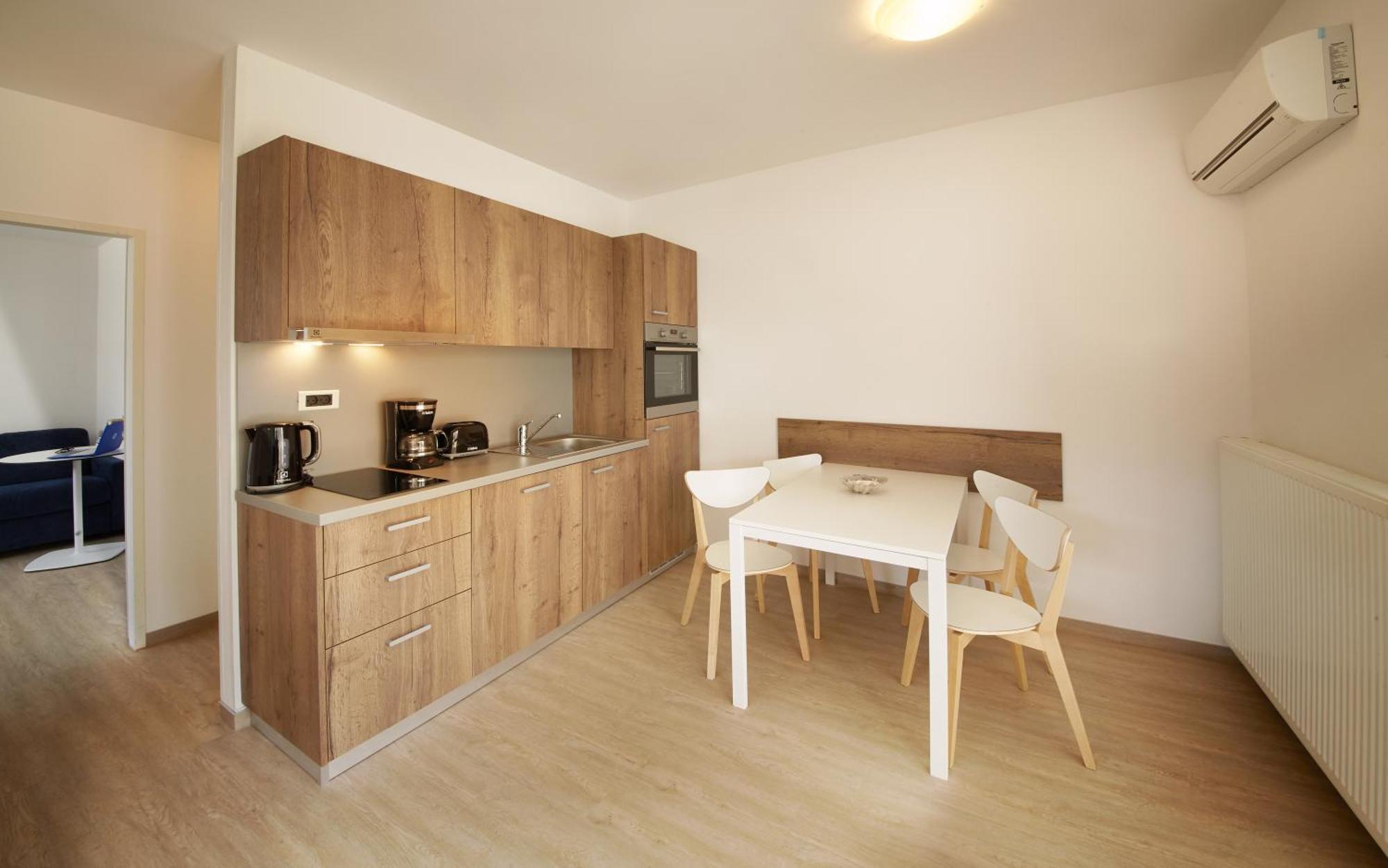 Adria Apartments - Hotel & Resort Adria アンカラン エクステリア 写真